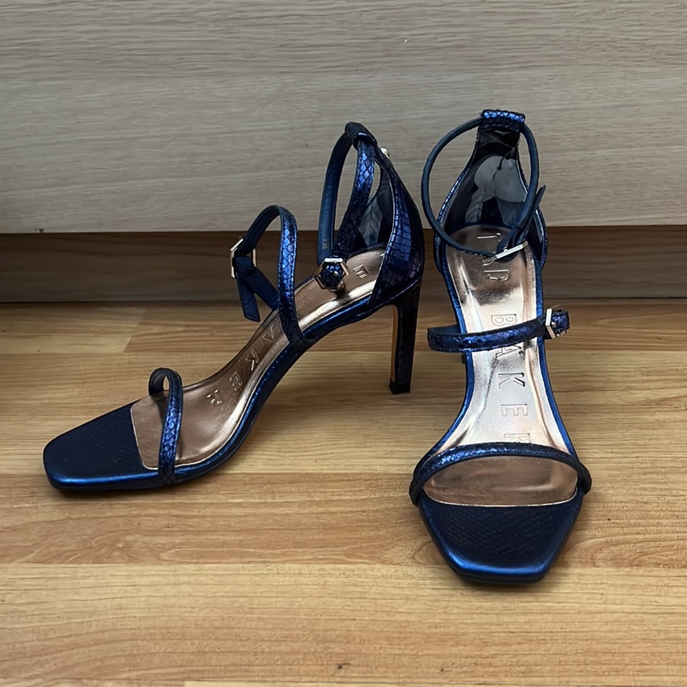 Ted Baker London Triam Metallic Sandals - Picture 8 of 9
